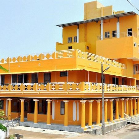 Hotel Anandhiram Heritage Karaikal Exterior photo