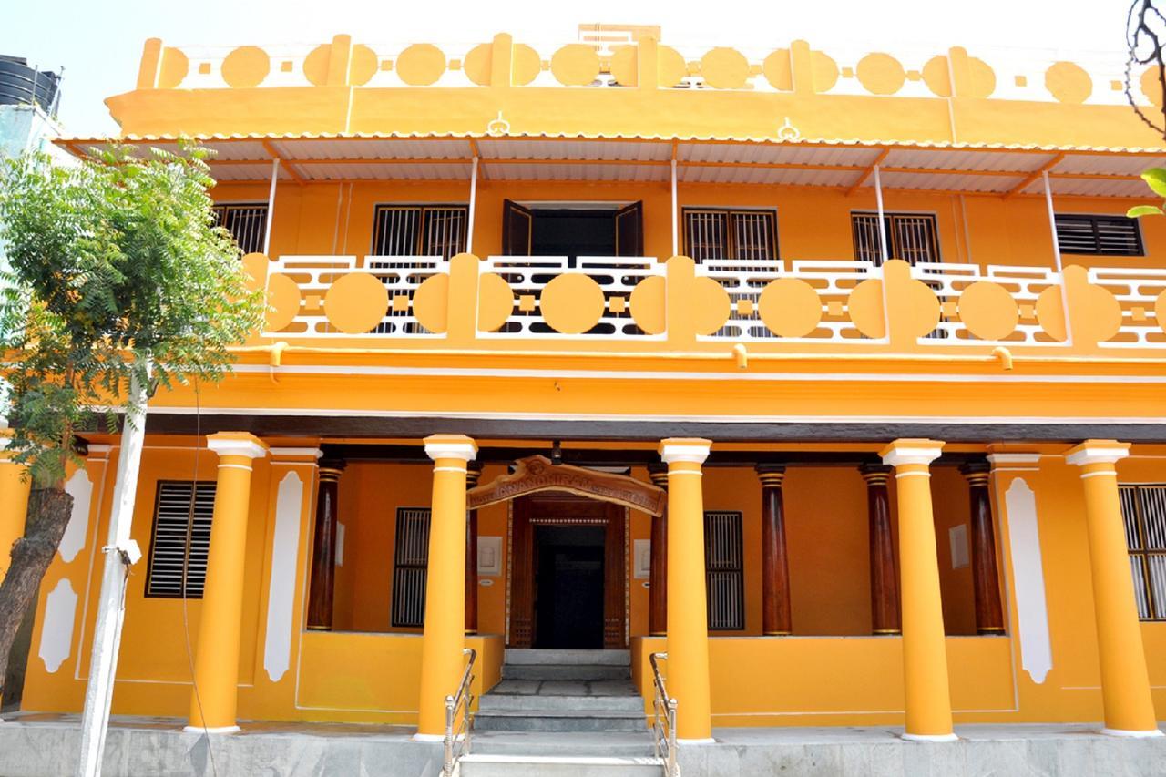 Hotel Anandhiram Heritage Karaikal Exterior photo