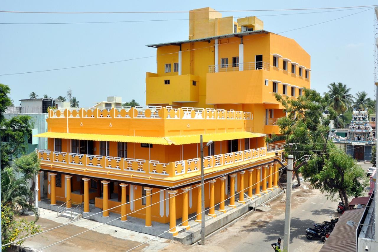 Hotel Anandhiram Heritage Karaikal Exterior photo