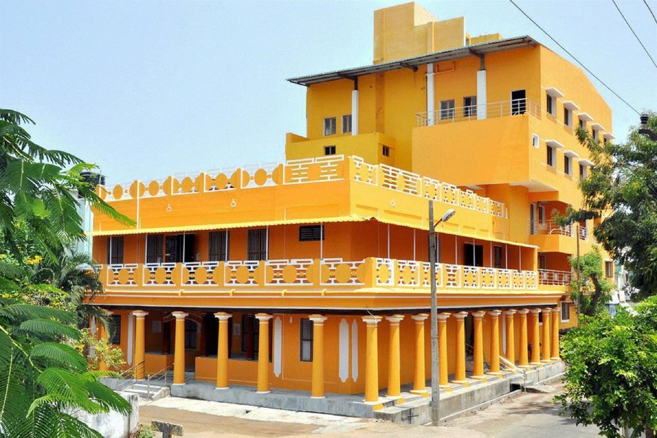 Hotel Anandhiram Heritage Karaikal Exterior photo